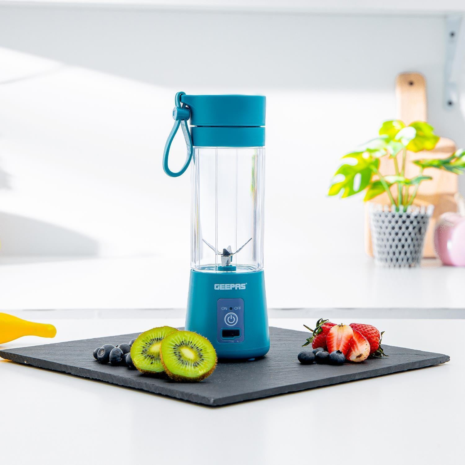 Portable Blender Smoothie Maker 330ML Rechargeable Fruit Mixer Mini Juicer Green
